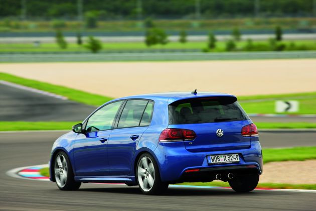 VW Golf R:
DB2009AU01418